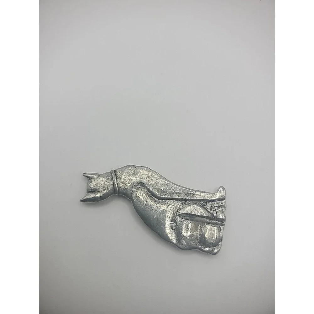 Vintage Metzke Pewter Cat Kitty Animal Paperweight Decor